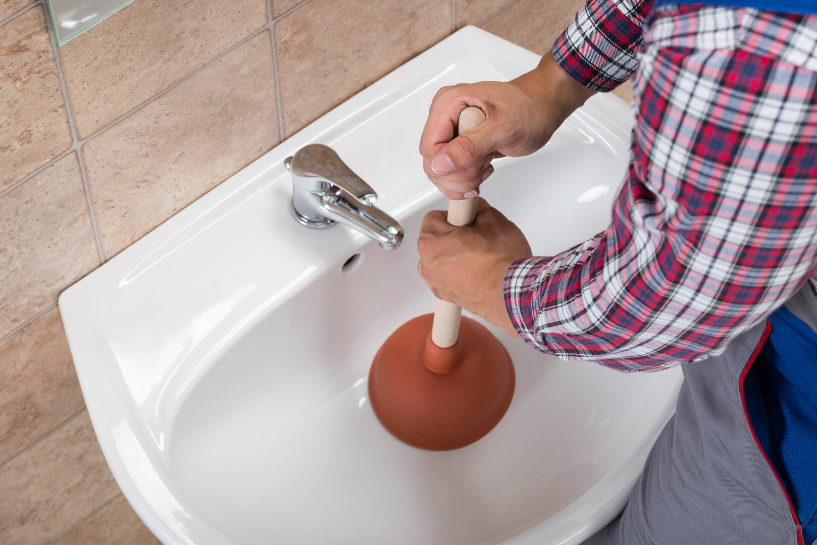 Winn's Plumbing logo
