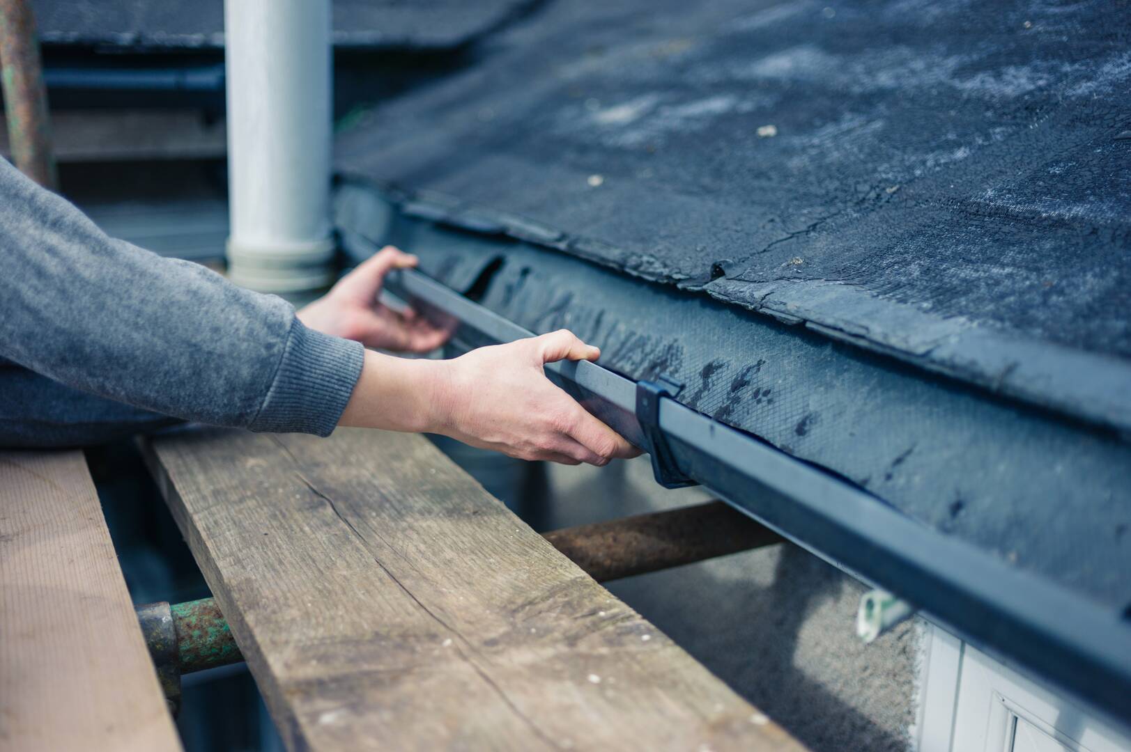Surface Shield Roofing & Construction logo